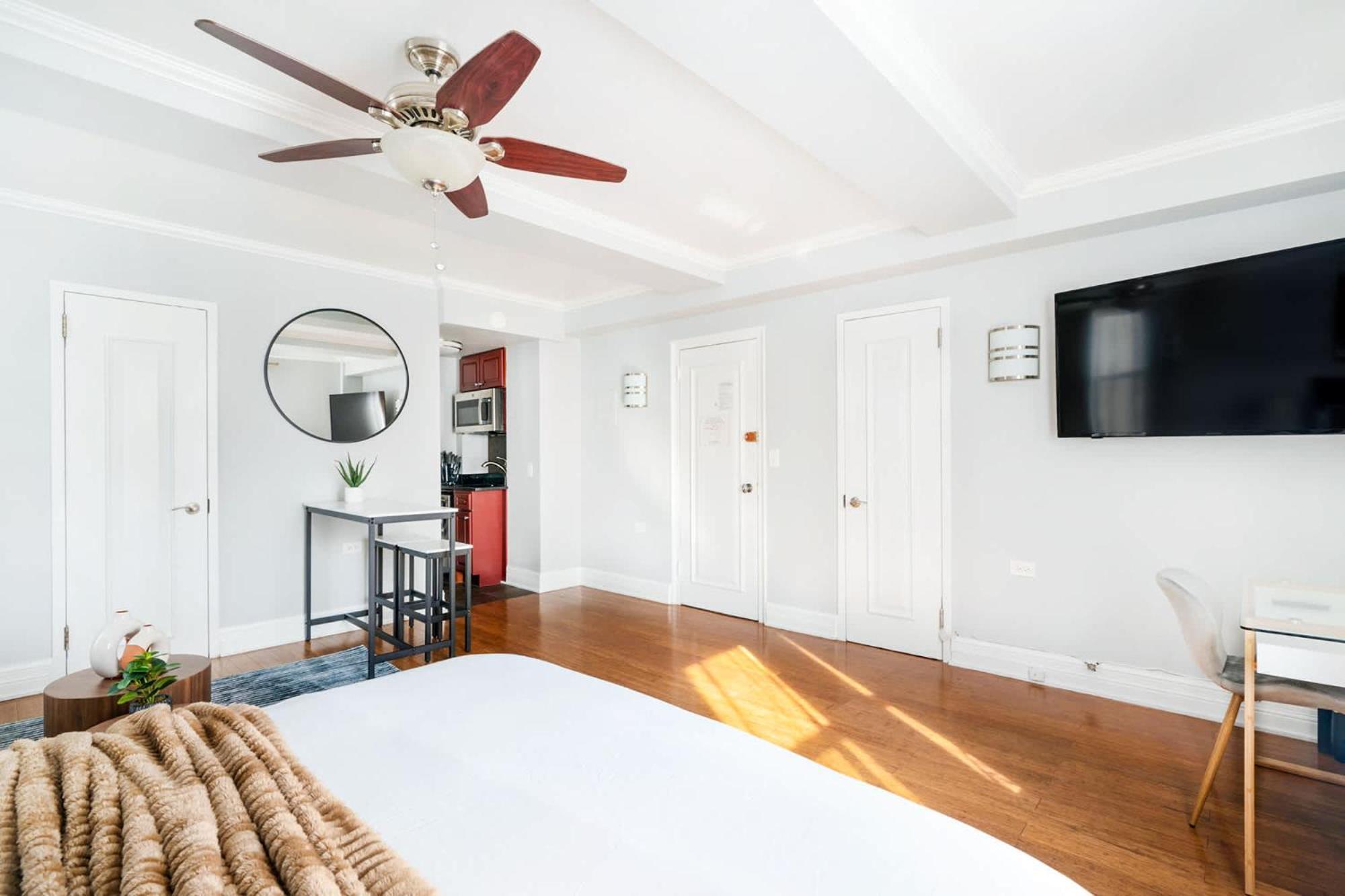 73-1120 New Uws Doorman Gym Apartamento